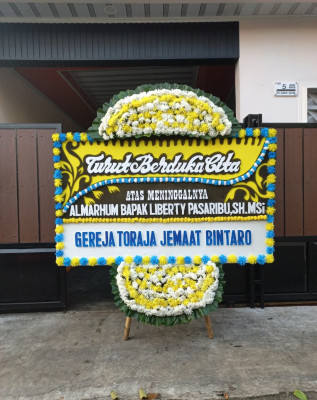 Papan Bunga Duka di Perkebunan Pijor Koling